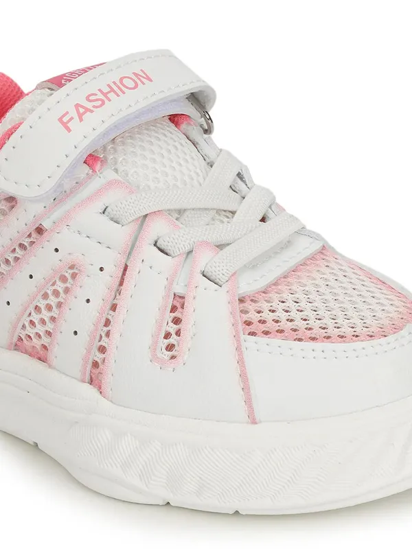 White_And_Pink_Lightweight_Casual__Sneaker__With_Comfortable_Cushioned_Sole_For_Kids