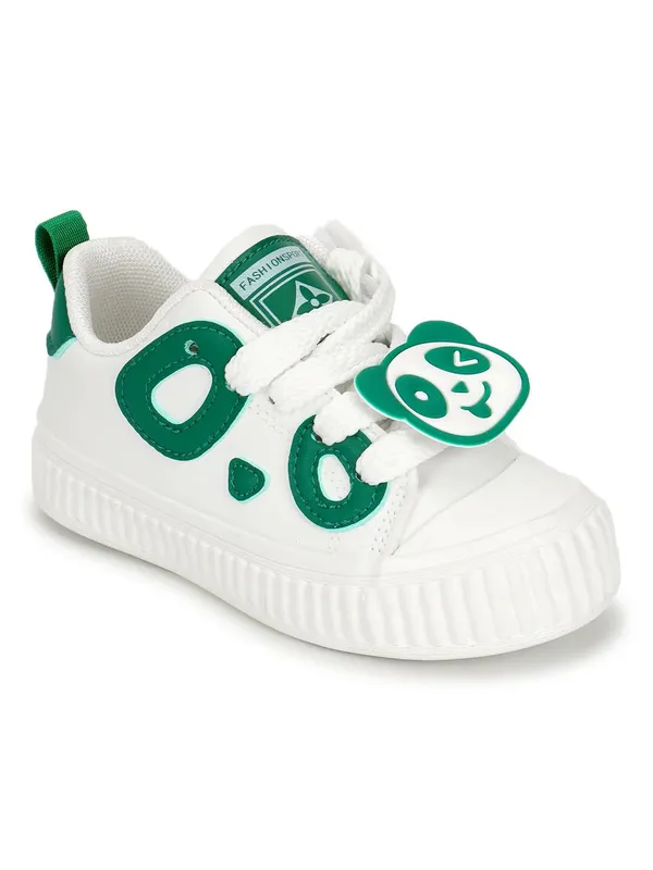 Green_And_White_Lightweight_Casual__Sneaker__With_Comfortable_Cushioned_Sole_For_Kids