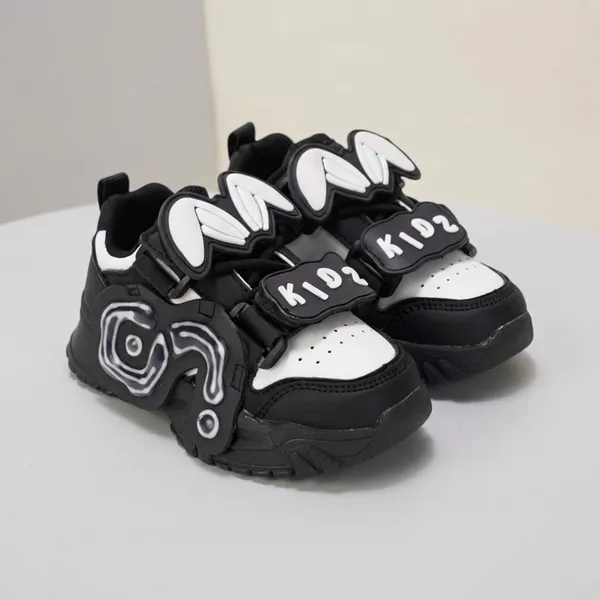 Black_Lightweight_Casual__Sneaker__With_Comfortable_Cushioned_Sole_For_Girls