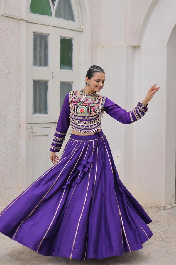 Kutchi_Gamthi_Lehnga_Choli_Purple