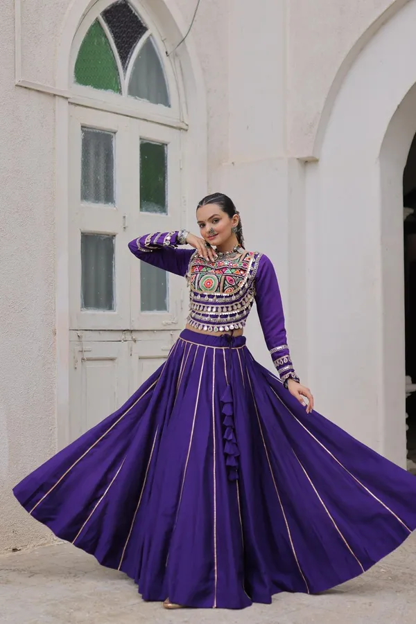 Kutchi_Gamthi_Lehnga_Choli_Purple