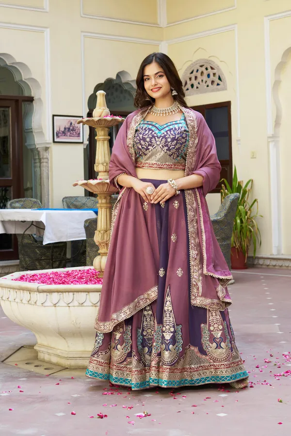 Lehenga_Choli_Heavy__Embroidery_Sequence_&_Thred_Work