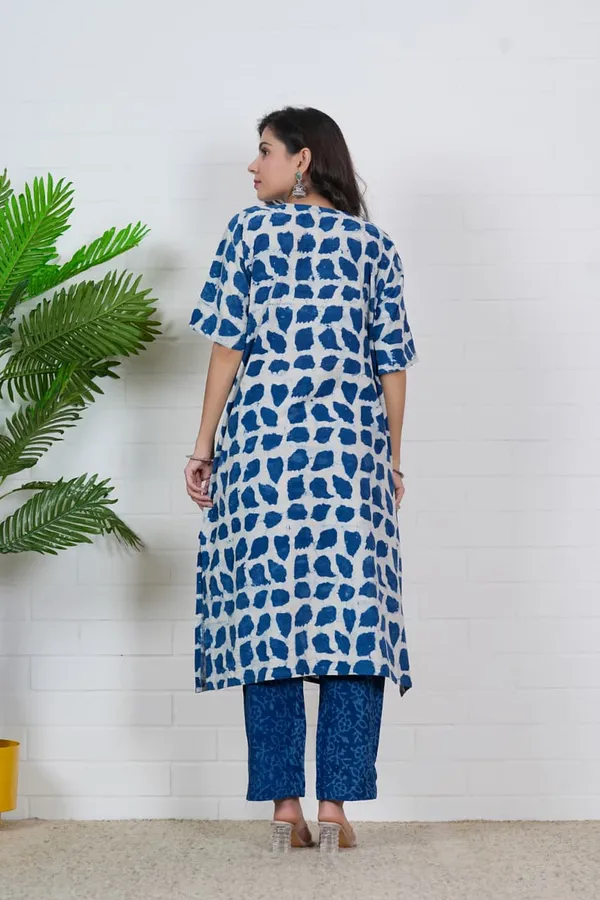 Over_Sized_Blue_Kalamkari