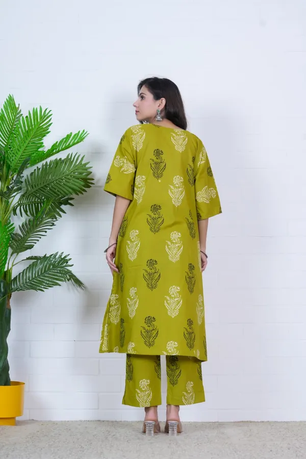 Over_Sized_Mehndi_Green