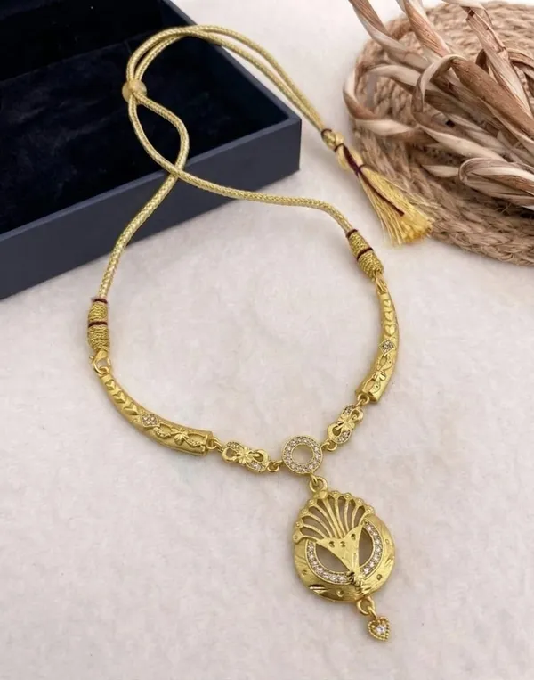 Gold_Brass_Premium_&_Fancy_Design_Necklaces_For_Women_&_Girl