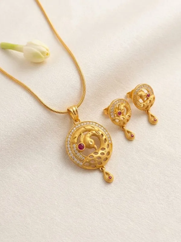 Gold_Brass_Premium_&_Fancy_Design_Pendant_Set_For_Women_&_Girl