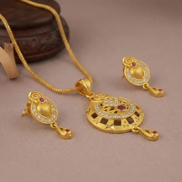 Gold_Brass_Premium_&_Fancy_Design_Pendant_Set_For_Women_&_Girl