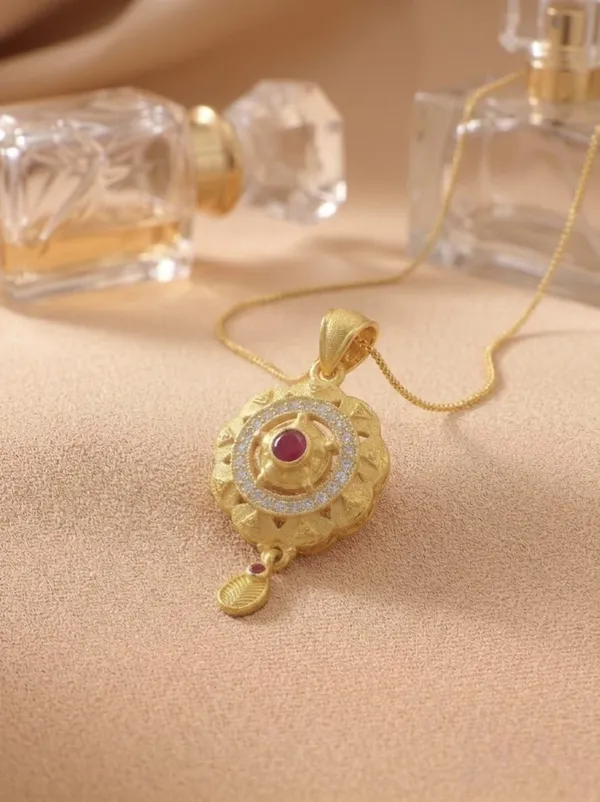 Gold_Brass_Premium_&_Fancy_Design_Pendant_Set_For_Women_&_Girl