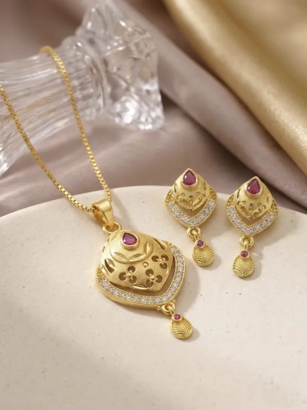 Gold_Brass_Premium_&_Fancy_Design_Pendant_Set_For_Women_&_Girl