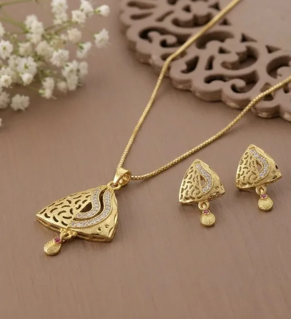 Gold_Brass_Premium_&_Fancy_Design_Pendant_Set_For_Women_&_Girl