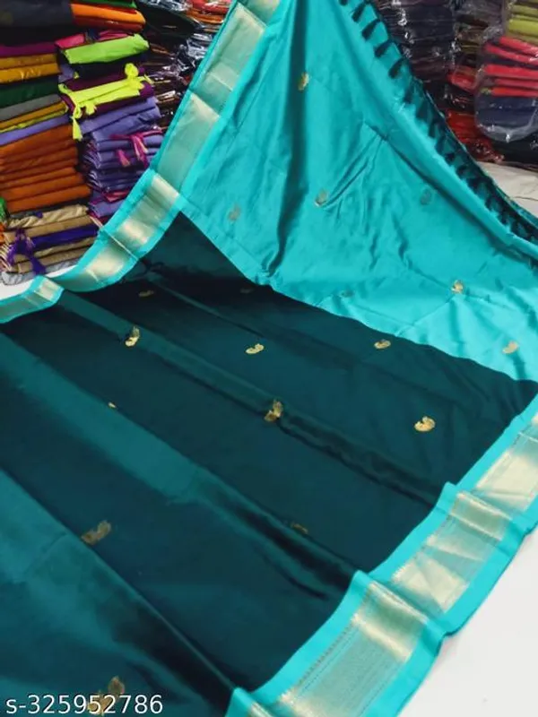 Dark_Green_Cotton_Silk_Traditional_Saree_With_Running_Blouse_For_Women