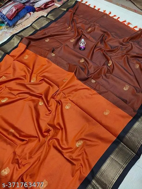 Orange_Cotton_Silk_Traditional_Saree_With_Running_Blouse_For_Women