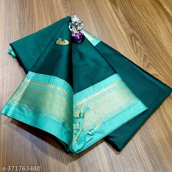 Green_Cotton_Silk_Traditional_Saree_With_Running_Blouse_For_Women
