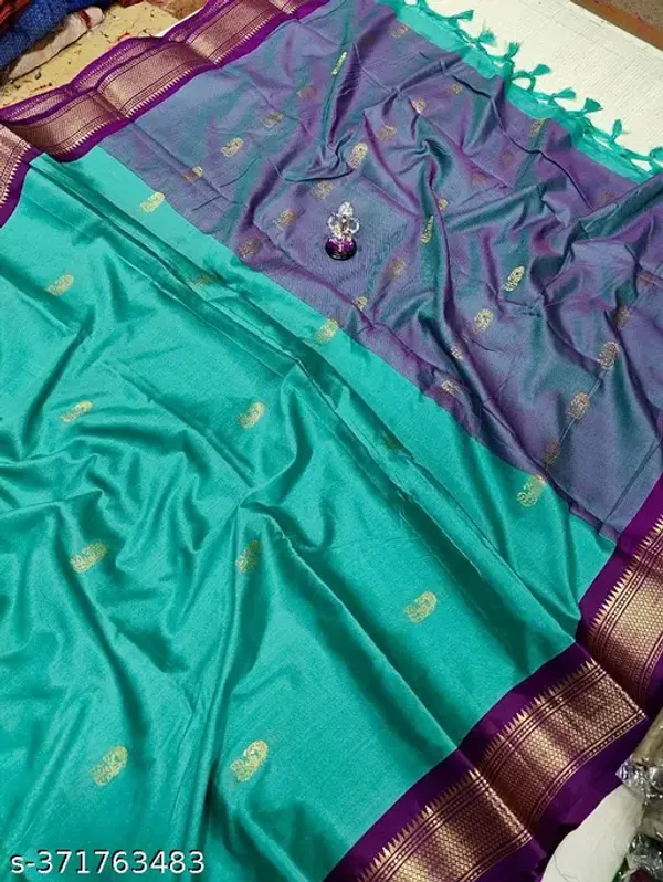 Blue_Cotton_Silk_Traditional_Saree_With_Running_Blouse_For_Women