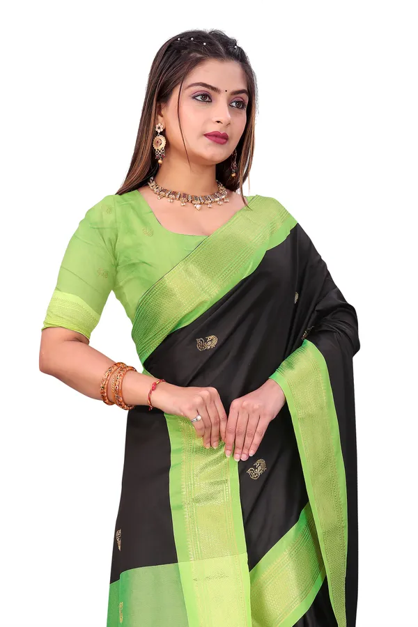 Black_Cotton_Silk_Traditional_Saree_With_Running_Blouse_For_Women