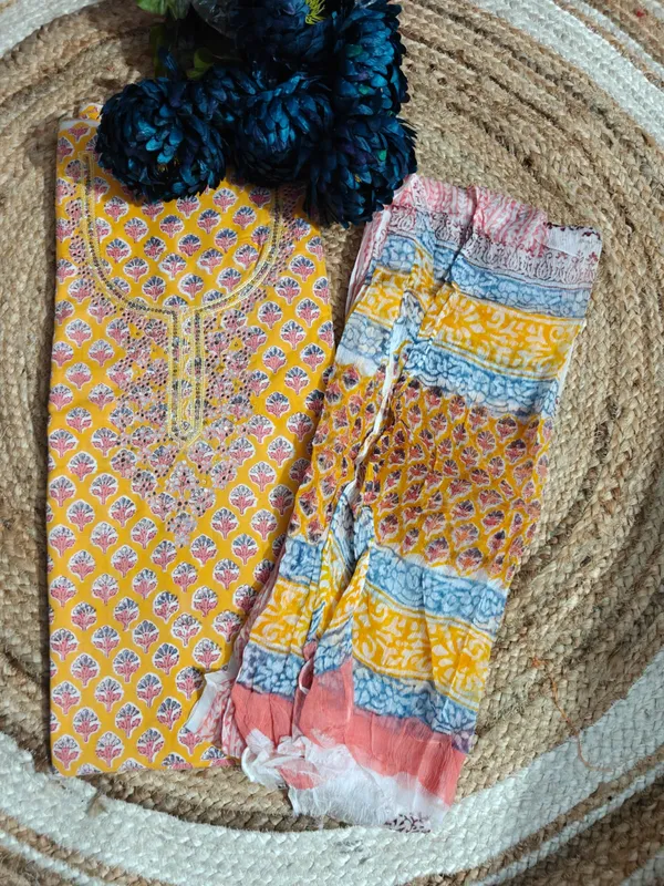 Yellow_Mercerized_Cotton_Unstitched_Suit_With_Chiffon_Dupatta
