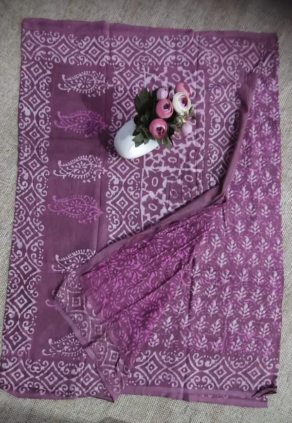 Dabu_Floral_Hand_Block_Saree_With_Blouse
