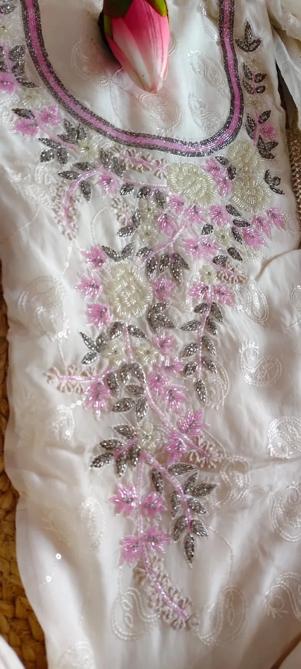 White_&_Pink_Embroidered_Organza_Unstitched_Suit_Material_With_Chiffon_Dupatta