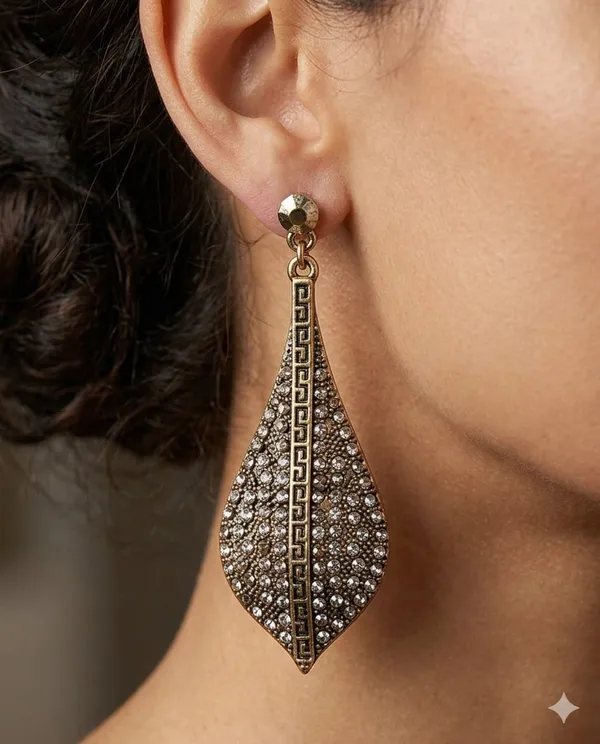 Vintage_Gold-Tone_Crystal_Embellished_Teardrop_Dangle_Earrings