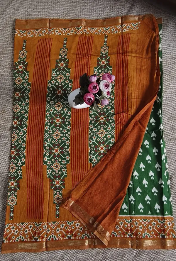 Green_Ikat_Print_Viscose_Muslin_Saree_With_Blouse