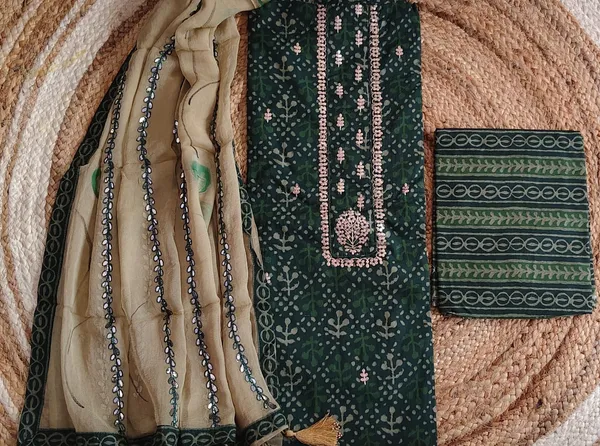 Forest_Green_Embroidered_Cotton_Unstitched_Suit_Material_with_Duoatta