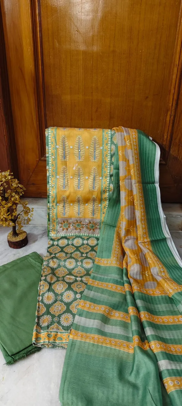 Yellow_And_Green_Ethnic_Unstitched_Suit_Material_With_Dupatta