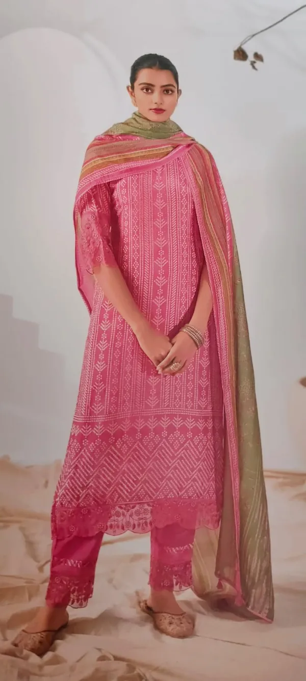 Muslin_Unstitched_Suit_Material_With_Lace_Work