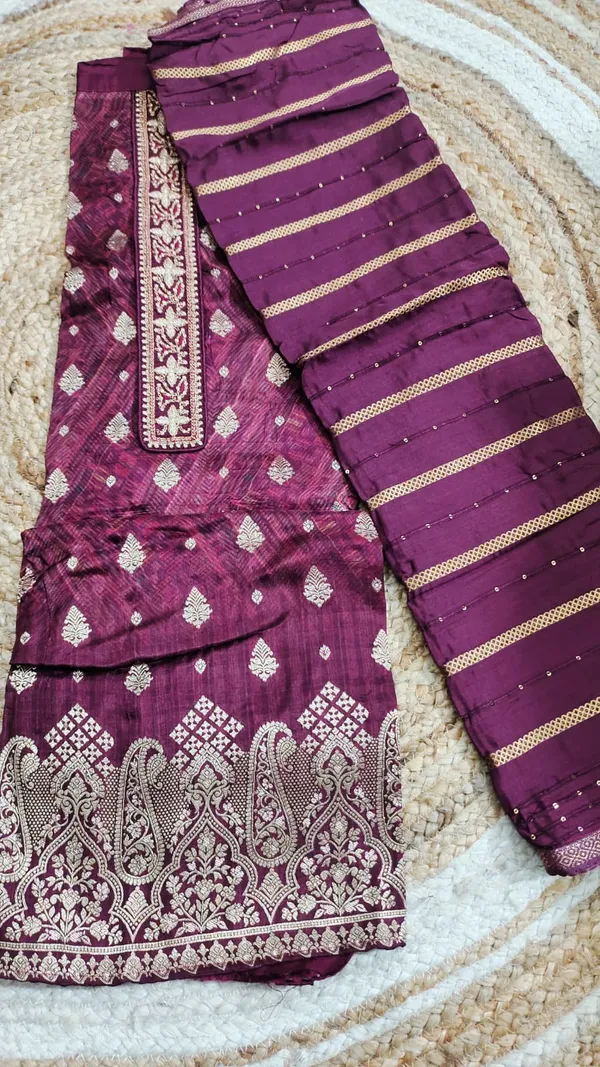 Traditional_Ethnic_Silk_Unstitched_Suit_Material_With_Dupatta