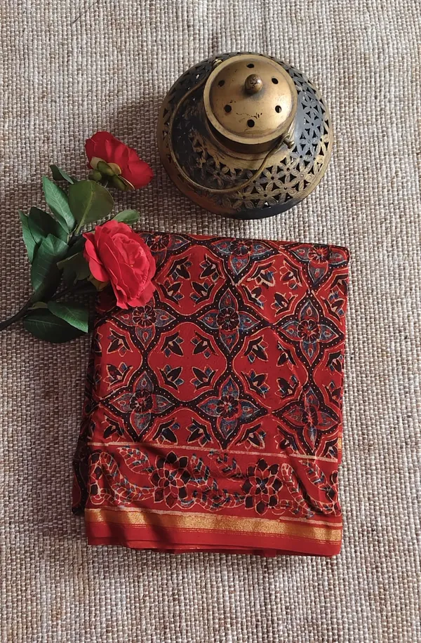 Ajrak_Hand_Block_Chanderi_Saree_With_Zari_Border