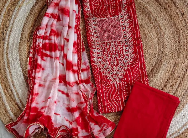 Ruby_Royale_Bandhani_Suit_Material