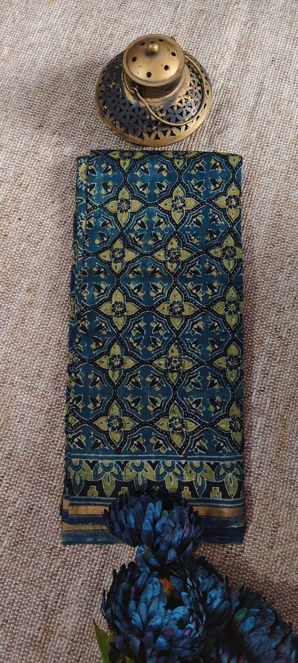 Traditional_Ajrak_Handblock_Chanderi_Saree_With_Zari_Border