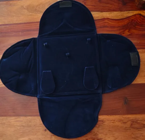 Foldable_Jwellery_Storage_Pockets_-_Navy_Blue/Black/Maroon/Black