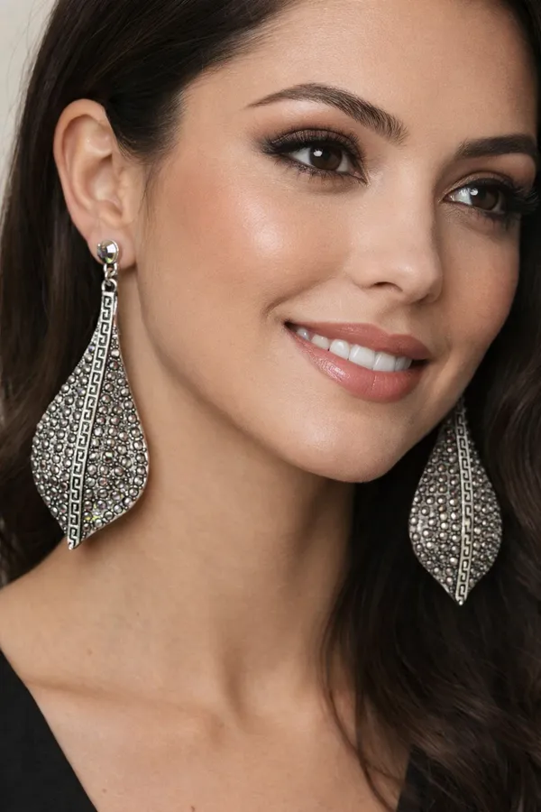 Sparkling_Silver-Tone_Leaf_Drop_Earrings_With_Crystal_Embellishments