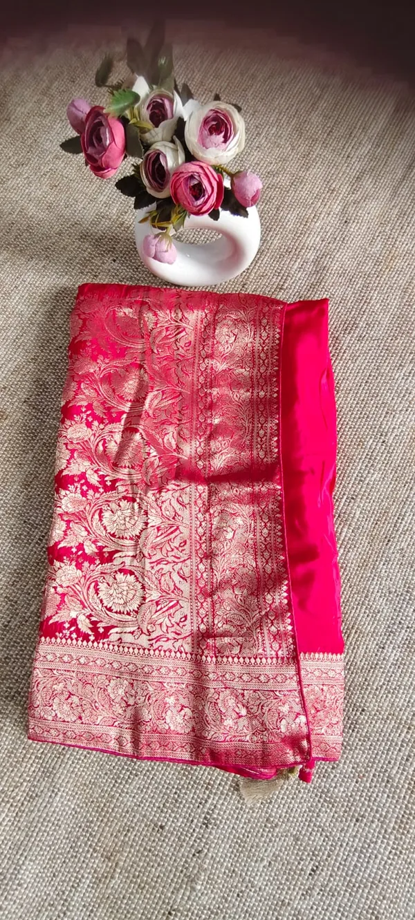 Fuchsia_Pink_Pure_Silk_Saree_With_Zari_Border