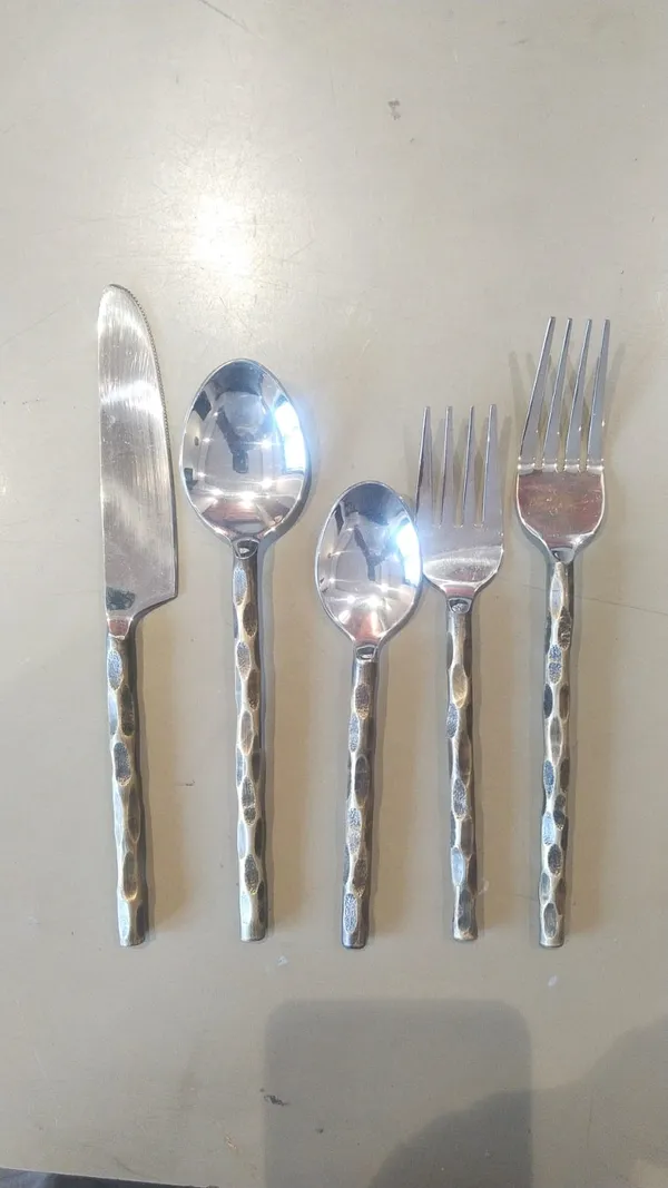 Silver_Cutlery_Set_(_Set_Of_5_)