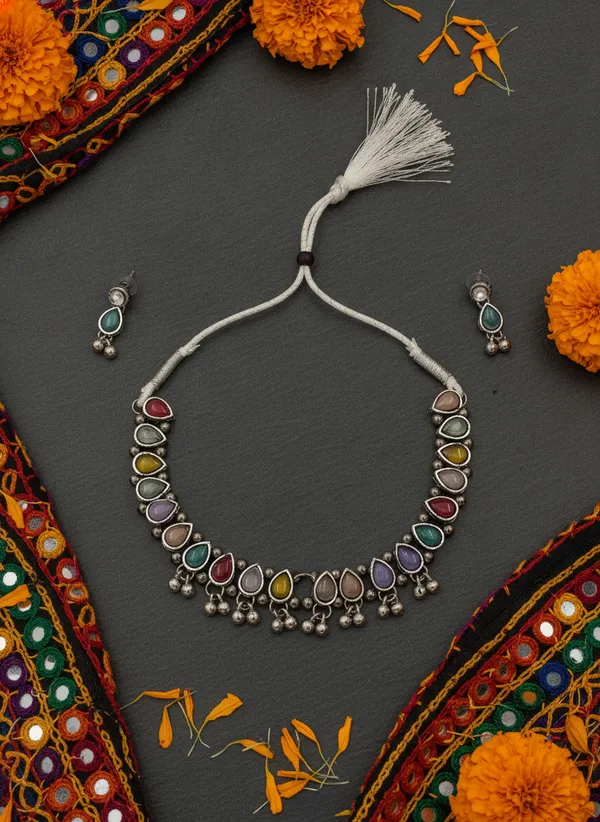 Multicolour_Oxidised_Finish_Necklace_Set_for_Women
