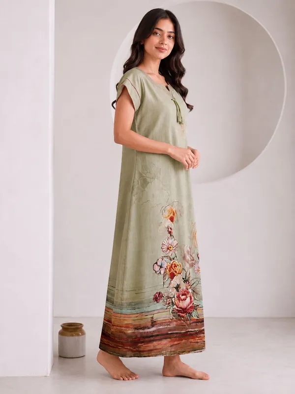 Didi_Nightwear_Digital_Alpine_Printed_Fancy_Sleeve_nighty