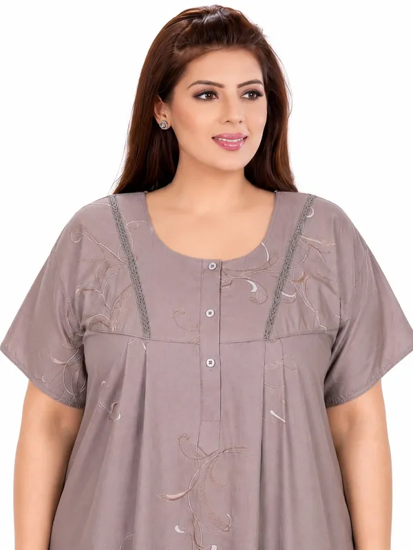 Premium_Plus_Size_Nighty