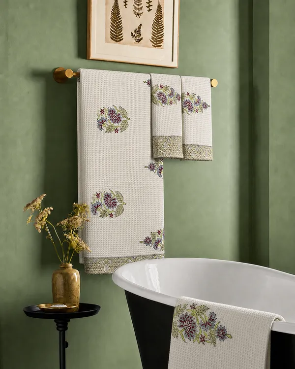 Dahlia_Premium_Waffle_Cotton_Towel_Set_of_3_|_1_Bath_Towel_&_2_Hand_Towels