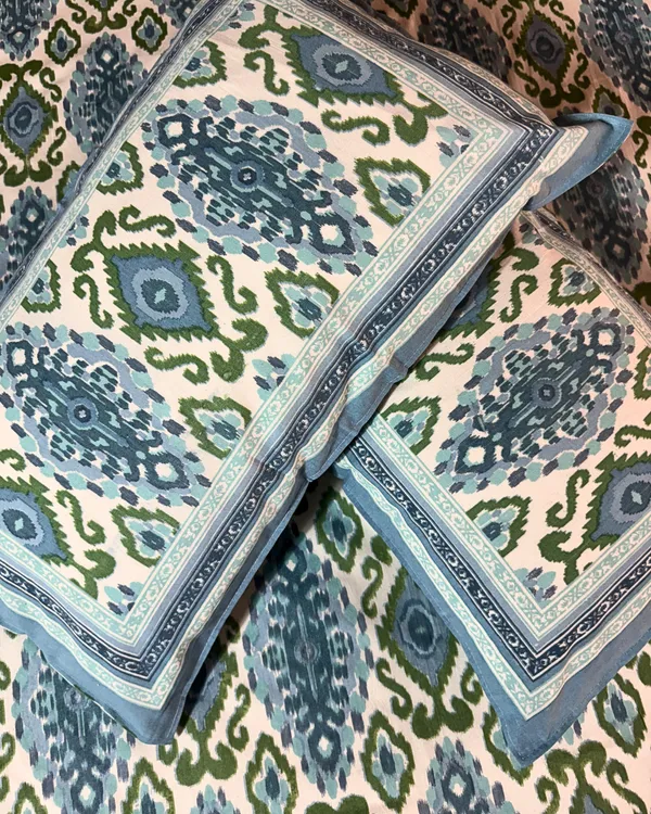 Blue_&_Green_Ikat_Print_Cotton_Bedsheet_Set_with_2_Pillow_Covers_|_Ethnic_Double_Bed_Bedding_Set