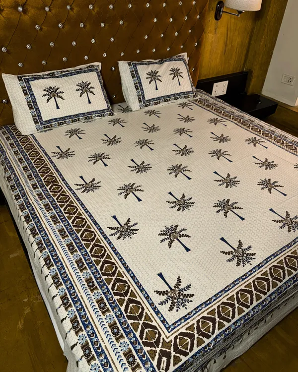 Cotton_Printed_Bedsheet_Set_with_2_Pillow_Covers_–_Palm_Tree_Ethnic_Design_|_Soft_Double_Bed_Bedsheet