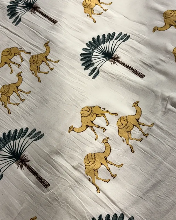 Desert_Palm_&_Camel_Print_Double_Bed_AC_Dohar_|_Lightweight_Reversible_Cotton_Summer_Blanket
