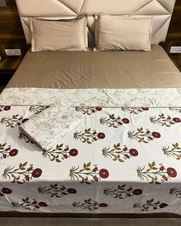 Elegant_Floral_Print_Single_Bed_AC_Dohar_Blanket_Pair_–_Soft_Lightweight_Reversible_Summer_Quilt_Set