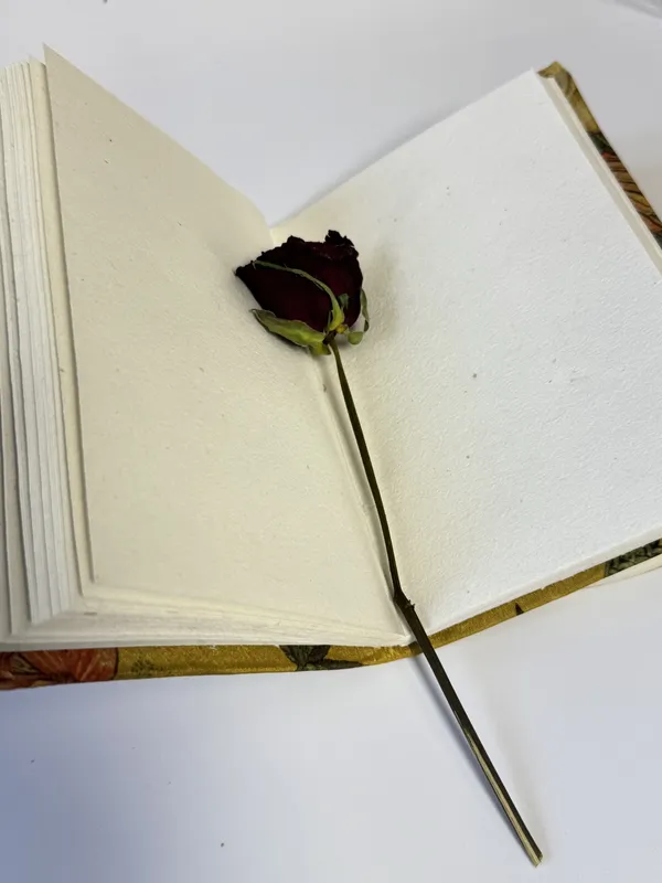 Floral_Handmade_Cotton_Fabric_Cover_Diary_–_Eco-Friendly_Handmade_Paper_Journal_Notebook_for_Writing_&_Gifting