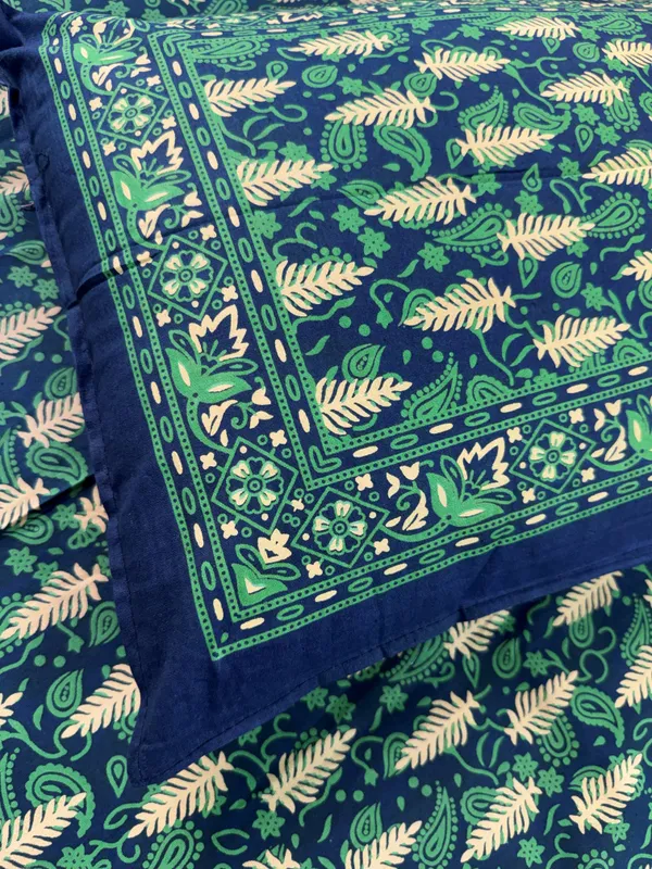 Green_Traditional_Paisley_Single_Bedsheet_with_Pillow_Cover_|_60_×_90_Inches_|_Elegant_Printed_Cotton_Bedsheet