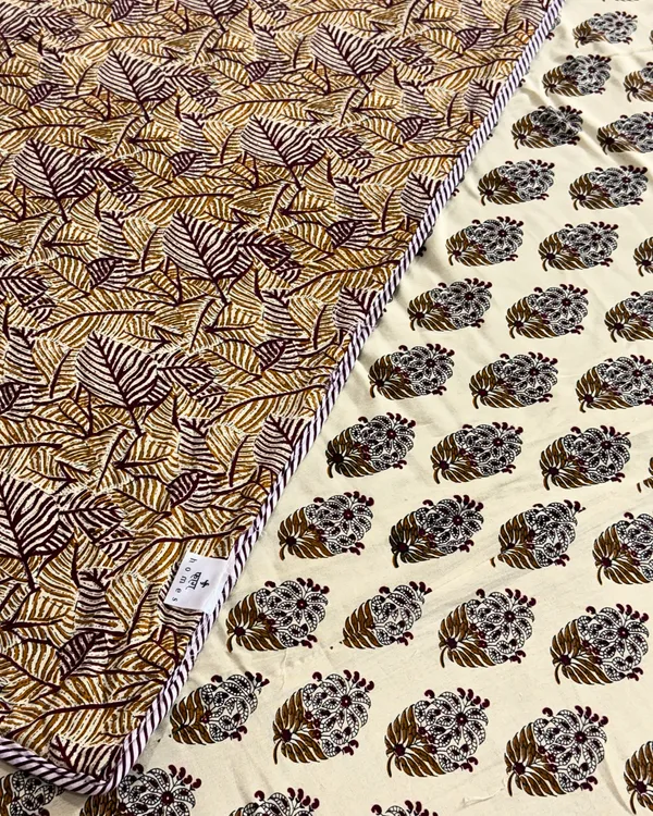 Hand_Block_Print_Double_Bed_AC_Dohar_Blanket_–_Reversible_Lightweight_Cotton_Summer_Quilt_with_Traditional_Floral_Motif