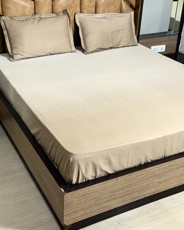 Luxury_Beige_Solid_Bedsheet_Set_with_2_Pillow_Covers_–_Soft_Elegant_Bedding_for_Bedroom