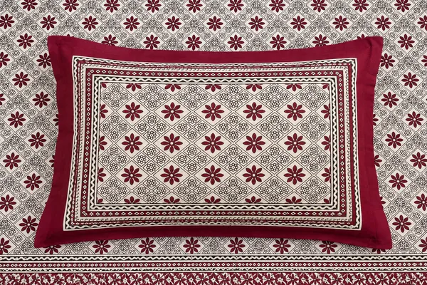 Maroon_Floral_Geometric_Print_Single_Bedsheet_with_1_Pillow_Cover
