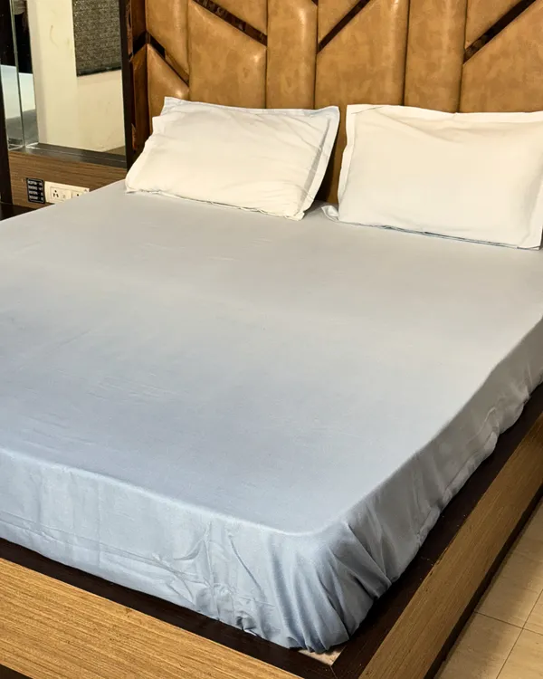 Premium_Light_Blue_Bedsheet_Set_with_2_Pillow_Covers_|_Soft_&_Elegant_Bedding_Set_for_Bedroom
