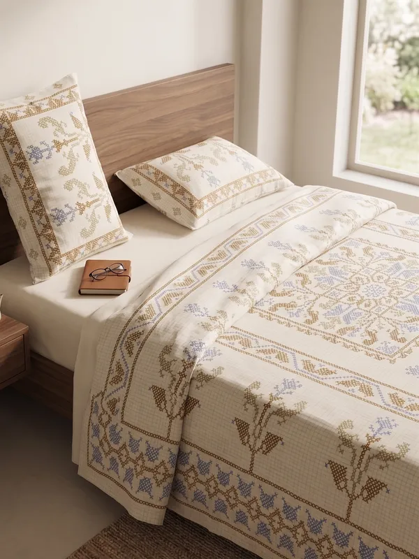 Premium_Cotton_Ethnic_Geometric_Print_Double_Bedsheet_with_2_Pillow_Covers_–_Soft_Traditional_Bed_Sheet_Set_for_Queen_&_King_Size_Beds